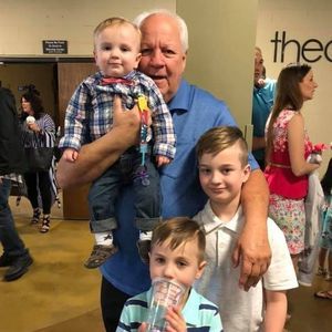 Meet your Posher, Larry